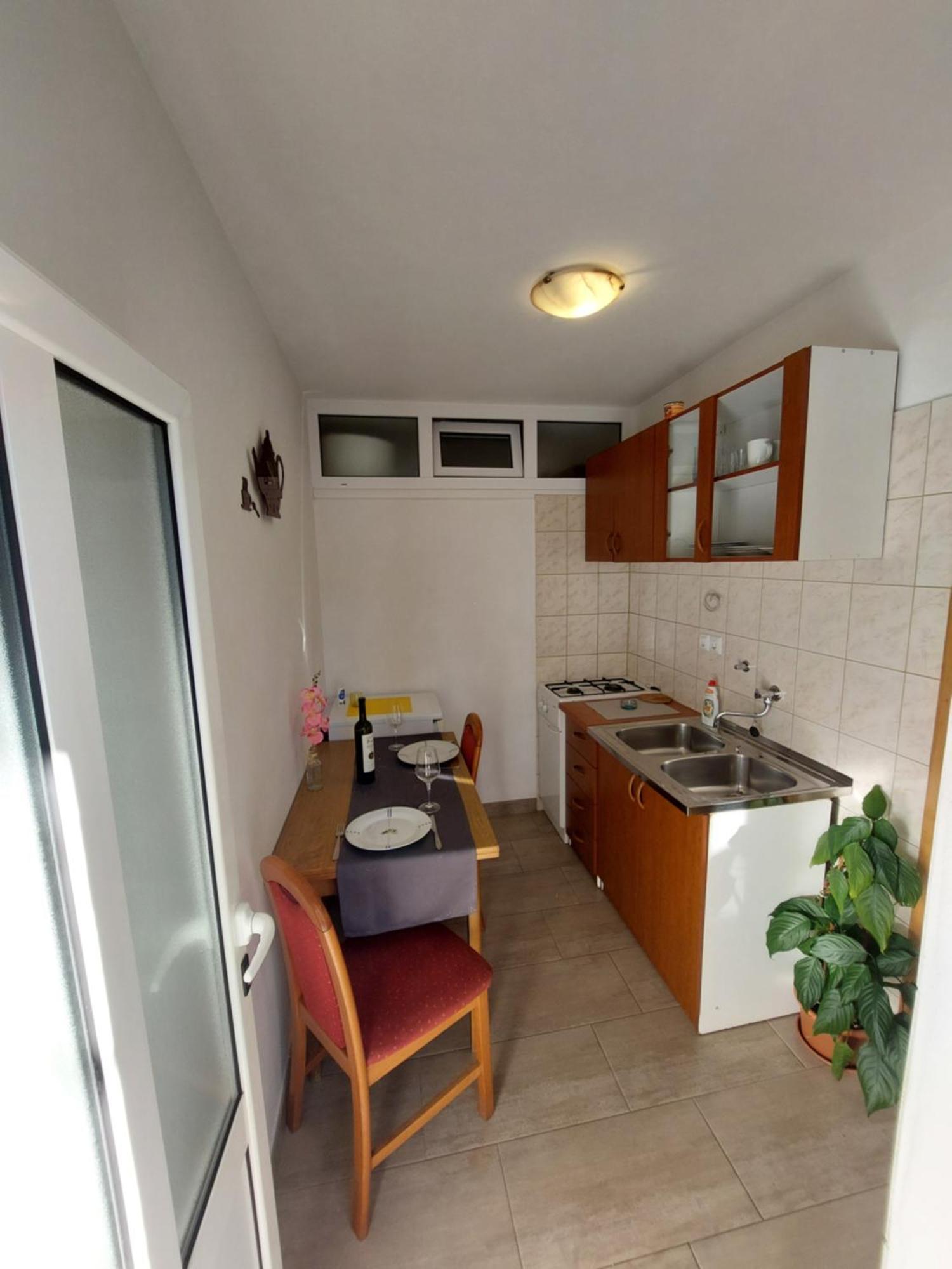 Dora Apartman *